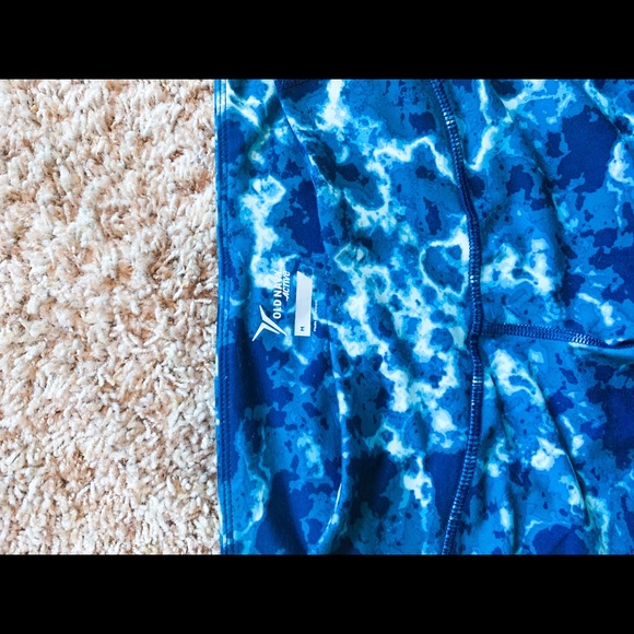 Old Navy Activewear leggings (SQUAT PROOF) - Picture 2 of 4